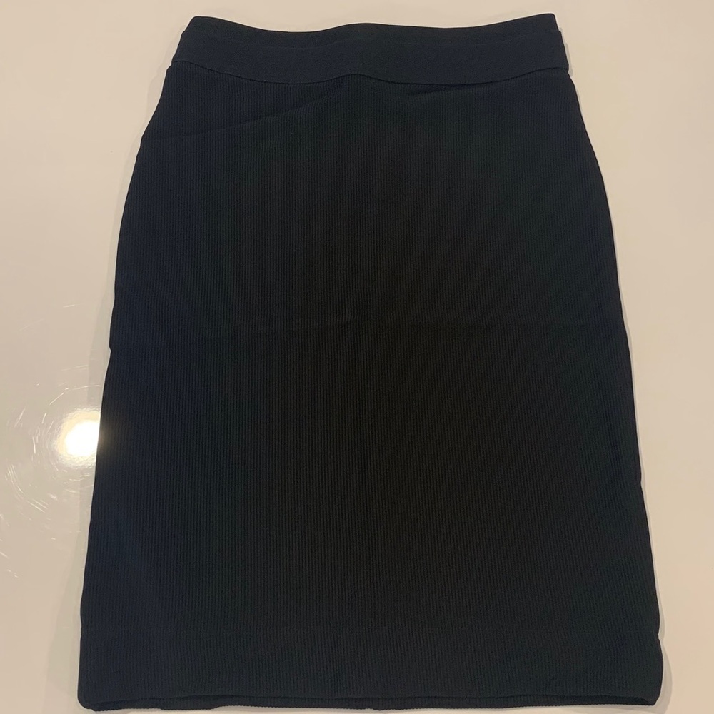 BCBGMaxazria black pencil skirt